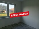 Nowy parterowy zakończony na 10 arowej działce - 10