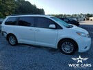 Toyota Sienna XLE Premium - 1