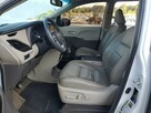 Toyota Sienna XLE Premium - 8