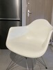 Sprzedam krzesła Vitra Eames - 2