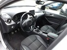 Mercedes B 180 - 9