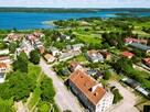 dom pomiędzy dwoma jeziorami - 15