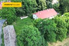 ZABYTKOWY DWOREK Z POTENCJAŁEM  940 M² i PARK - 1