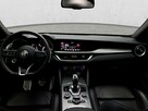 Alfa Romeo Stelvio - 9