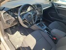 Volkswagen Golf - 8