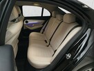 Mercedes E 200 - 12