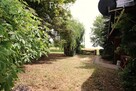 Parterowy dom z kominkiem wśród pól i lasu - 15