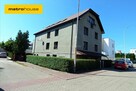 Przedmiotem ogłoszenia jest 12-pokojowy dom. - 1