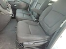Renault Trafic 9osób fv23 automat - 12