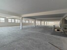 Hala handlowo-usługowa w centrum Bełchatowa - 16
