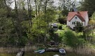 Dom nad jeziorem na Mazurach, linia brzegowa, pomost - 2