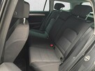 Volkswagen Passat - 12