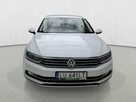 Volkswagen Passat - 2