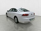 Volkswagen Passat - 5