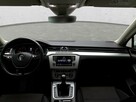 Volkswagen Passat - 9