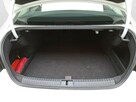 Volkswagen Passat - 13