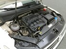 Volkswagen Passat - 14