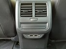 Volkswagen Passat automat, skóra , kamera - 16
