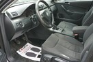Volkswagen Passat - 8