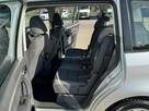 Volkswagen Touran 2 kpl.opon! Grzane fotele, Klima, Tempomat, Navi, Hak, GWARANCJA - 11
