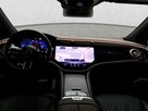 Mercedes EQS - 9