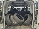 Ford Transit Connect - 13