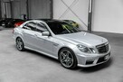 Mercedes E 63 AMG 6.2 V8 525 KM Performance. Bezwypadkowy. Stan Idealny. Kolekcjonerski. - 4