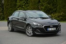 Hyundai i30 Fastback Navi Ledy Grzana Kierownica Asysten pasa 1-ręce ASO - 9