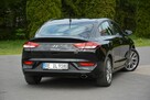 Hyundai i30 Fastback Navi Ledy Grzana Kierownica Asysten pasa 1-ręce ASO - 13