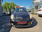 Toyota Yaris 1.4 D4-D 90 KM, Klimatyzacja, Klucz Zbliżeniowy, Isofix, Dwa Klucze - 2