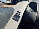 Toyota Yaris 1.4 D4-D 90 KM, Klimatyzacja, Klucz Zbliżeniowy, Isofix, Dwa Klucze - 11