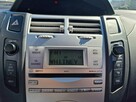 Toyota Yaris 1.4 D4-D 90 KM, Klimatyzacja, Klucz Zbliżeniowy, Isofix, Dwa Klucze - 16