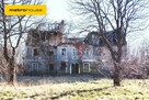Niepowtarzalny kompleks dworsko-folwarczny 2 ha - 1