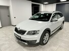 Škoda Octavia SCOUT 2.0 TDI 184KM*DSG*4x4*AppleCar*Bi-Xenon*Duża Navi*Tempomat*Black - 2