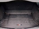 Volvo v40 D2 Momentum LIFT - 16