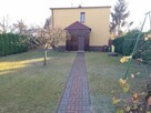 Sprzedam dom w Łasku, woj. Łódzkie z warsztatem i garażami - 2