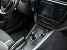 Toyota Auris 1.8_Hybryda_99KM_141 tyś. km - 14