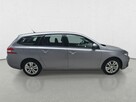 Peugeot 308 - 8