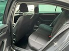 Volskwagen Passat 2.0 TDI EVO Essence DSG, Salon Polska, 1 właściciel! - 10