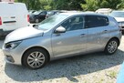 Peugeot 308 - 8