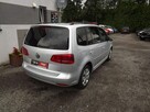 Volkswagen Touran - 4
