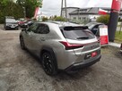 Lexus UX - 4