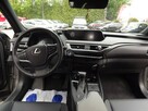 Lexus UX - 12