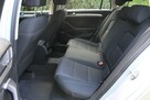 Volkswagen Passat - 14