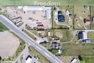 Działka zabudowana budynkiem drewnianym - 3