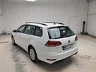 Volkswagen Golf - 6