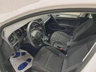 Volkswagen Golf - 11