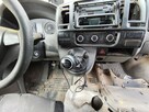 Volkswagen Transporter - 12