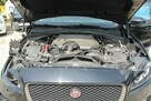 Jaguar F-PACE - 13