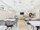 Obiekt hotelowy nad jeziorem na Mazurach. - 9